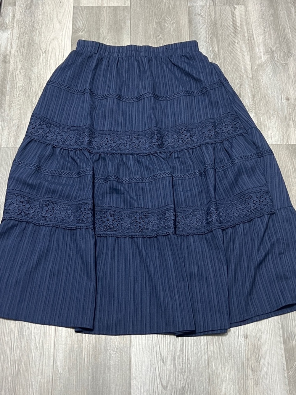 Alice Blue Navy Tiered Lace Maxi Skirt/Size L